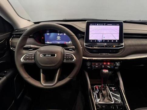 JEEP COMMANDER LIMITED T270 1.3 TB FLEX AUT