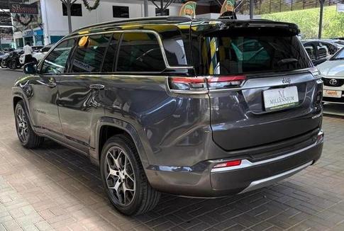 JEEP COMMANDER OVERLAND T270 1.3 TB FLEX AUT