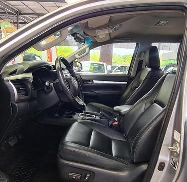 TOYOTA HILUX 2.8 SRV 4X4 CD 16V DIESEL 4P AUT