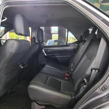 TOYOTA HILUX SW4 2.8 SRX 4X4 7 LUGARES 16V TURBO INTERCOOLER DIESEL 4P AUTOM�TICO