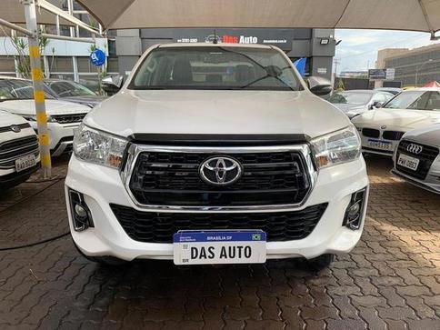 TOYOTA HILUX 2.8 SRV 4X4 CD 16V DIESEL 4P AUT