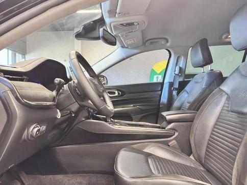 JEEP COMMANDER LIMITED T270 1.3 TB FLEX AUT