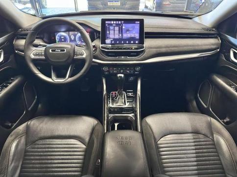 JEEP COMMANDER LIMITED T270 1.3 TB FLEX AUT