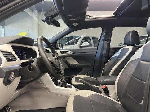VOLKSWAGEN T CROSS HIGHLINE 250 TSI AUT