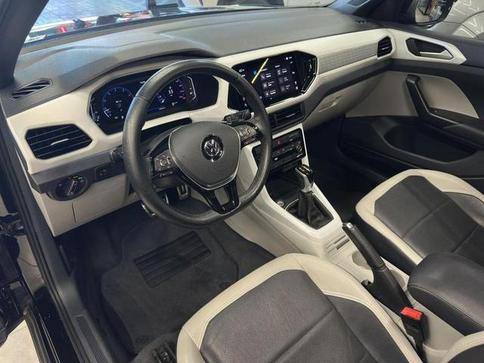 VOLKSWAGEN T CROSS HIGHLINE 250 TSI AUT