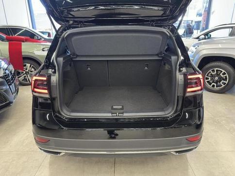VOLKSWAGEN T CROSS HIGHLINE 250 TSI AUT