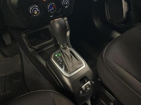JEEP RENEGADE SPORT T270 1.3 TB 4X2 FLEX AUT.