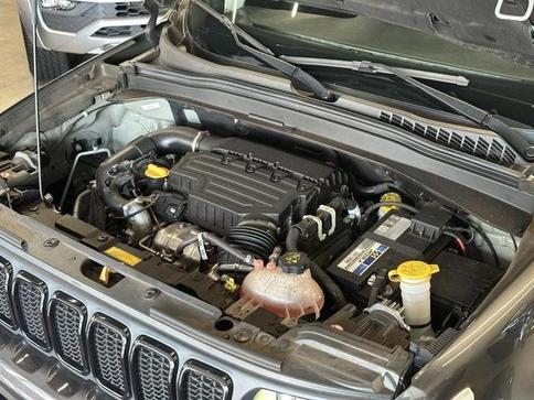 JEEP RENEGADE SPORT T270 1.3 TB 4X2 FLEX AUT.