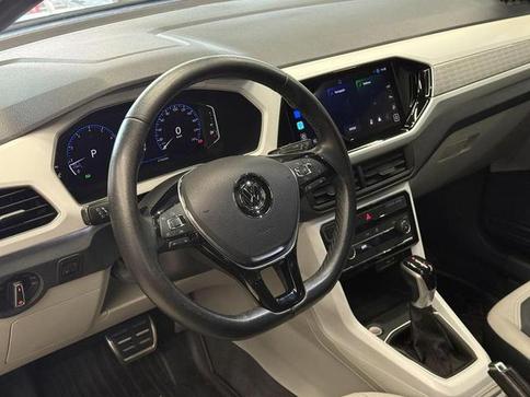 VOLKSWAGEN T CROSS HL TSI AE