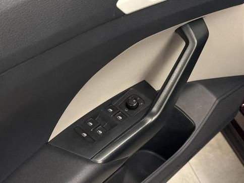 VOLKSWAGEN T CROSS HL TSI AE