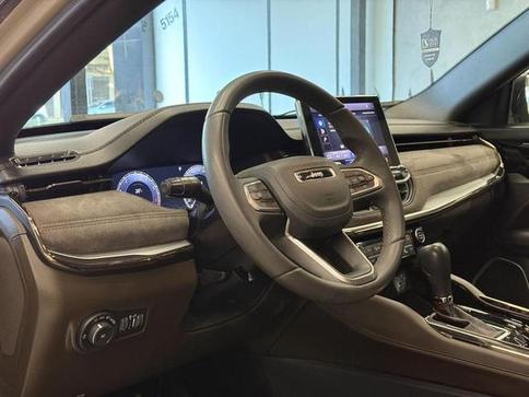JEEP COMMANDER OVERLAND T270 TURBO FLEX