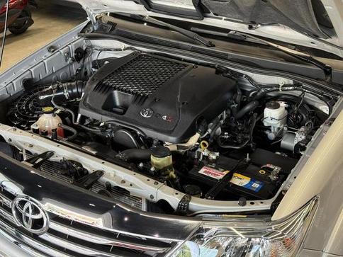 TOYOTA TOYOTA HILUX SW4 SRV4X4