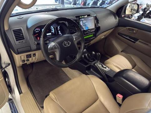 TOYOTA TOYOTA HILUX SW4 SRV4X4