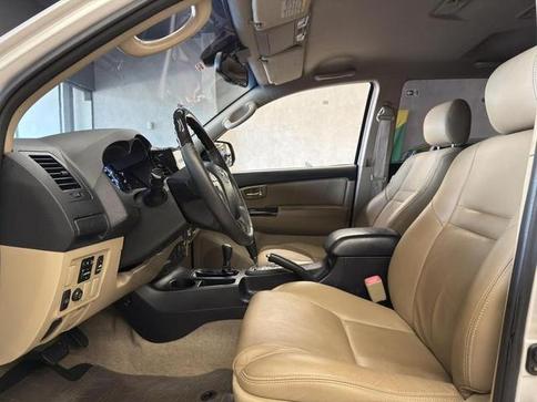 TOYOTA TOYOTA HILUX SW4 SRV4X4