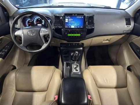 TOYOTA TOYOTA HILUX SW4 SRV4X4