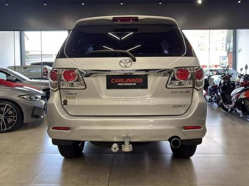 TOYOTA TOYOTA HILUX SW4 SRV4X4