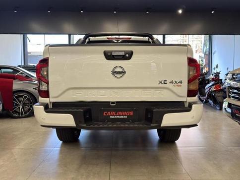 NISSAN FRONTIER XE X4
