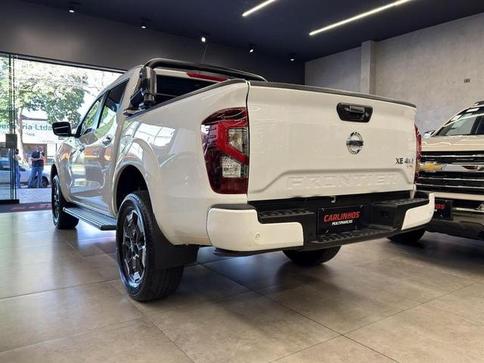 NISSAN FRONTIER XE X4