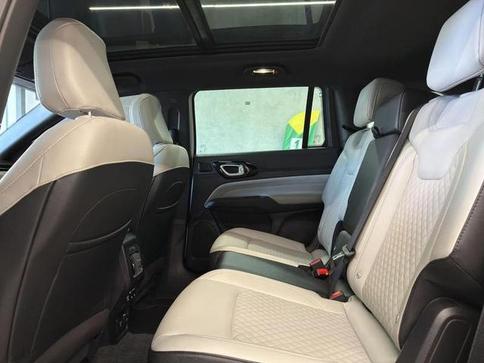 JEEP COMMANDER OVERLAND TD380 4X4 TURBO DIESEL