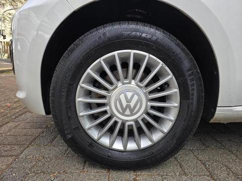 VOLKSWAGEN UP MOVE 1.0 TSI