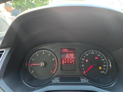 VOLKSWAGEN NOVO VOYAGE 1.0