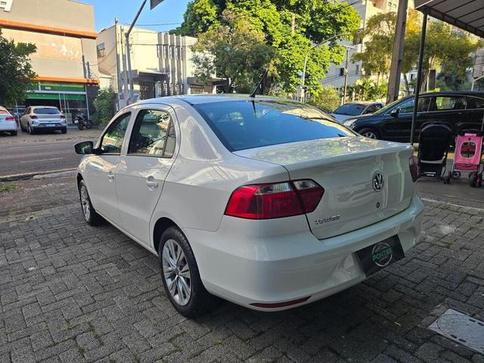 VOLKSWAGEN NOVO VOYAGE 1.0