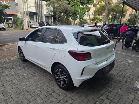 CHEVROLET ONIX 10MT LT2