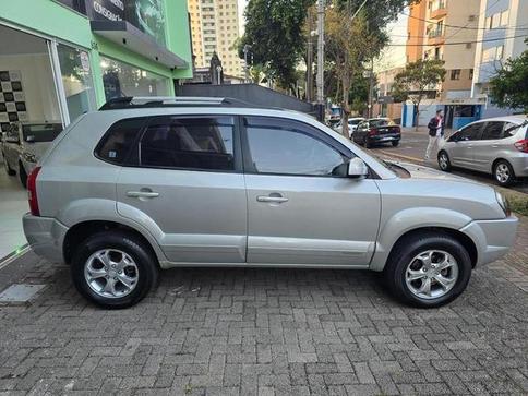 HYUNDAI TUCSON GLS B 2.0 AUT