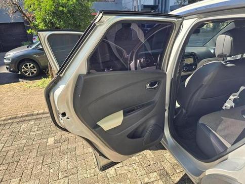 RENAULT CAPTUR 1.6 16V SCE FLEX INTENSE X-TRONIC
