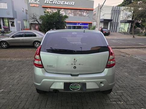 RENAULT RENAULT/SANDERO EXPR 10