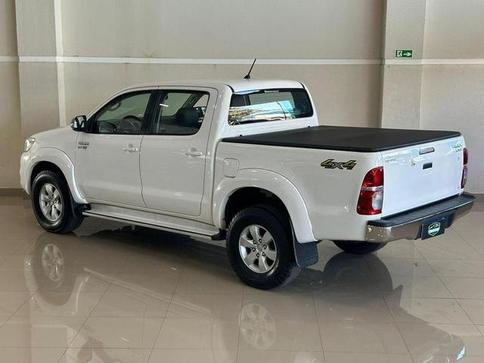 TOYOTA HILUX CD4X4 SRV