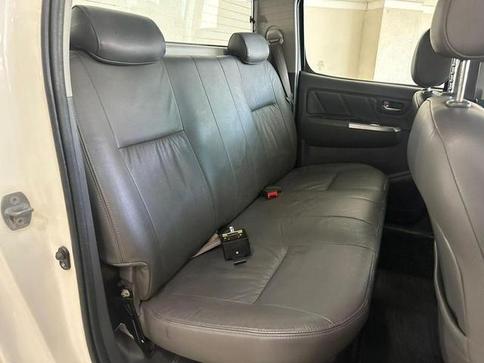 TOYOTA HILUX CD4X4 SRV