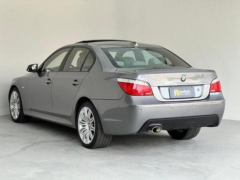 BMW 550IA 4.8 32V 4P