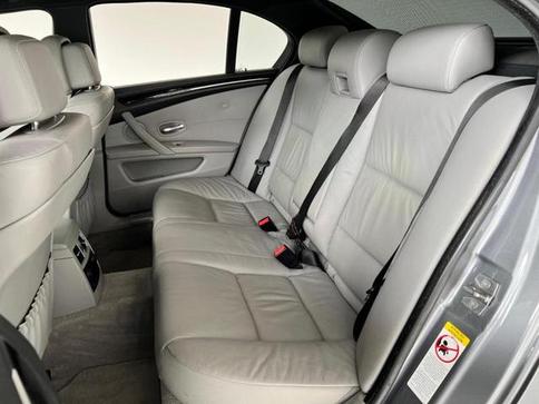 BMW 550IA 4.8 32V 4P