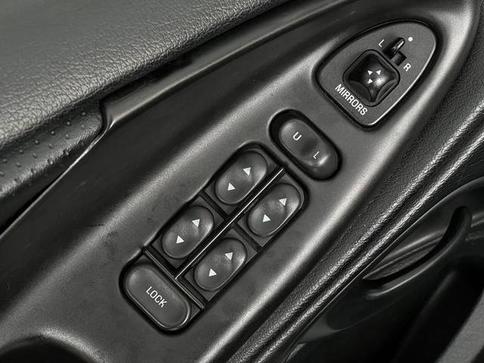 FORD MUSTANG GT 5.0 V-8(CONVERS.) 2P