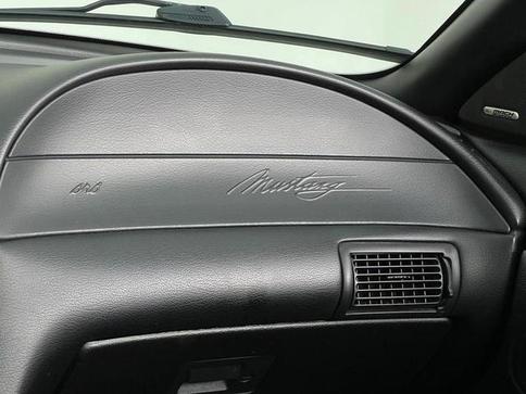 FORD MUSTANG GT 5.0 V-8(CONVERS.) 2P