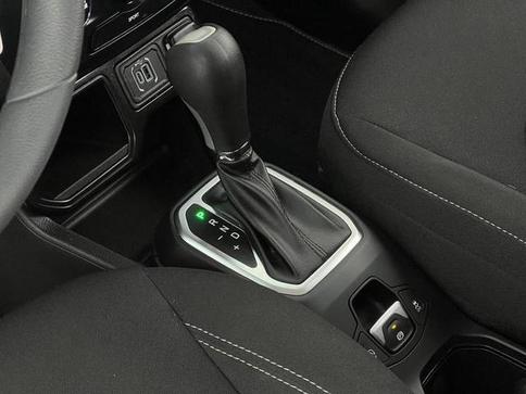 JEEP RENEGADE SPORT T270 1.3 TB 4X2 FLEX AUT.