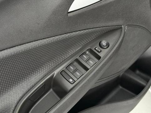 CHEVROLET ONIX HATCH LT 1.0 12V FLEX 5P MEC.