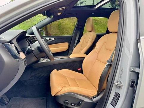 VOLVO XC60 T8 ULTIMATE