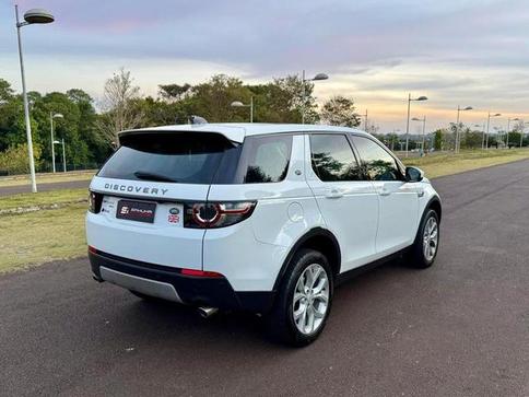 LAND ROVER DISC SPT P240 HSE