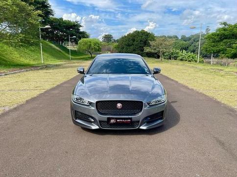 JAGUAR XE P250 R-SPORT