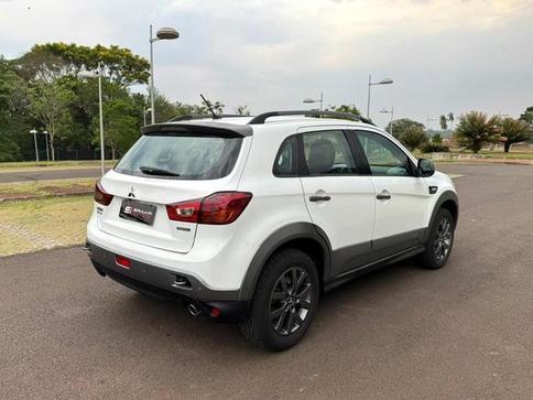 MITSUBISHI ASX 2.0 OUTDOOR CVT