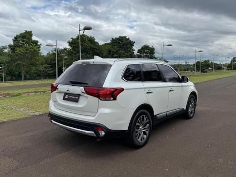 MITSUBISHI MMC OUTLANDER 2.2 D