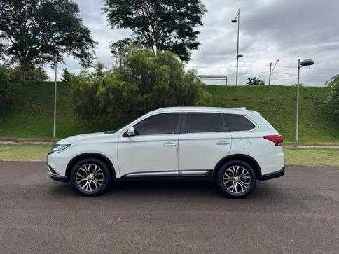 MITSUBISHI MMC OUTLANDER 2.2 D