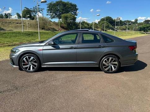 VOLKSWAGEN JETTA GLI AG