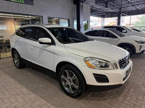VOLVO XC60 2.0 T5 DYNA
