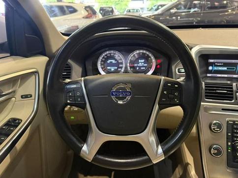 VOLVO XC60 2.0 T5 DYNA