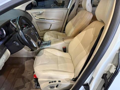 VOLVO XC60 2.0 T5 DYNA