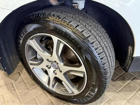 VOLVO XC60 2.0 T5 DYNA