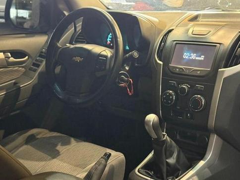 CHEVROLET S10 2.4 ADVANTAGE 4X2 CD 16V FLEX 4P MANUAL